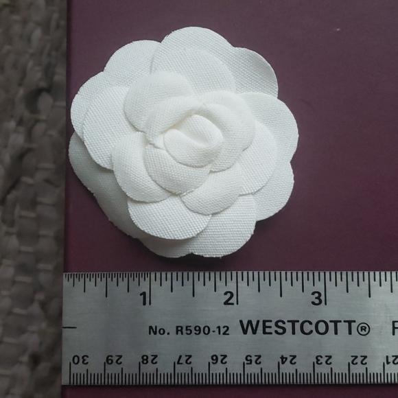 Chanel Fabric Camellia - Picture 5 of 5